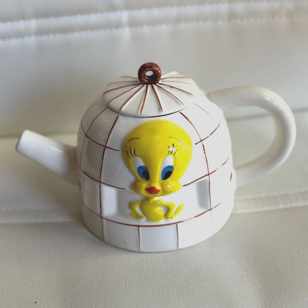 Vintage 1997 Warner Bros Tweety Bird Birdcage Teapot Giftco Hand Painted 5"H
